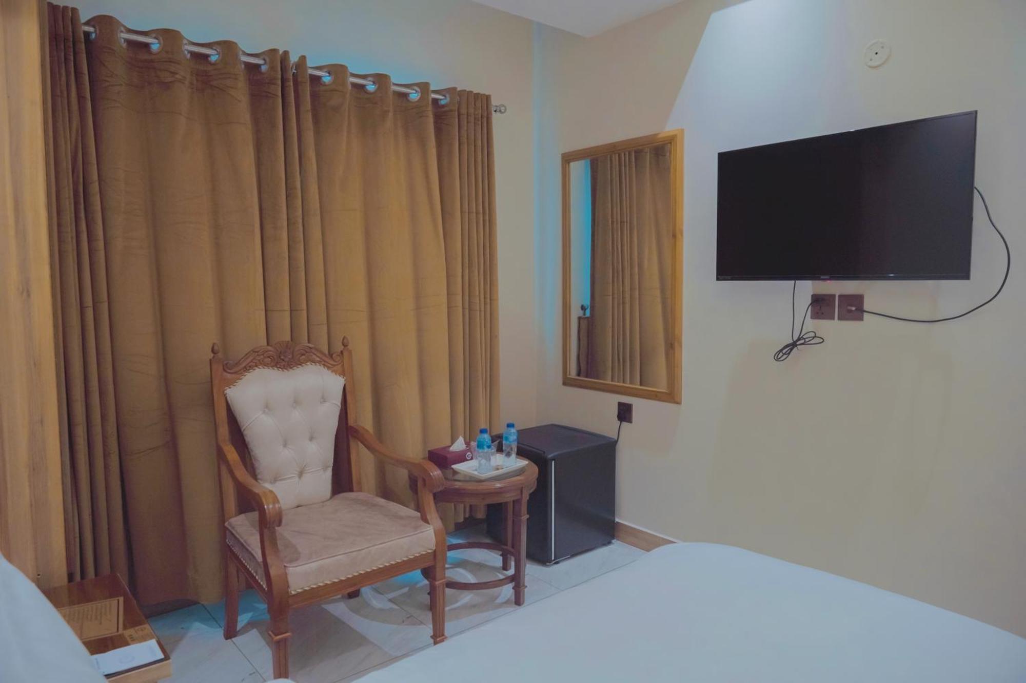 Hotel Pearl Inn Карачи Экстерьер фото